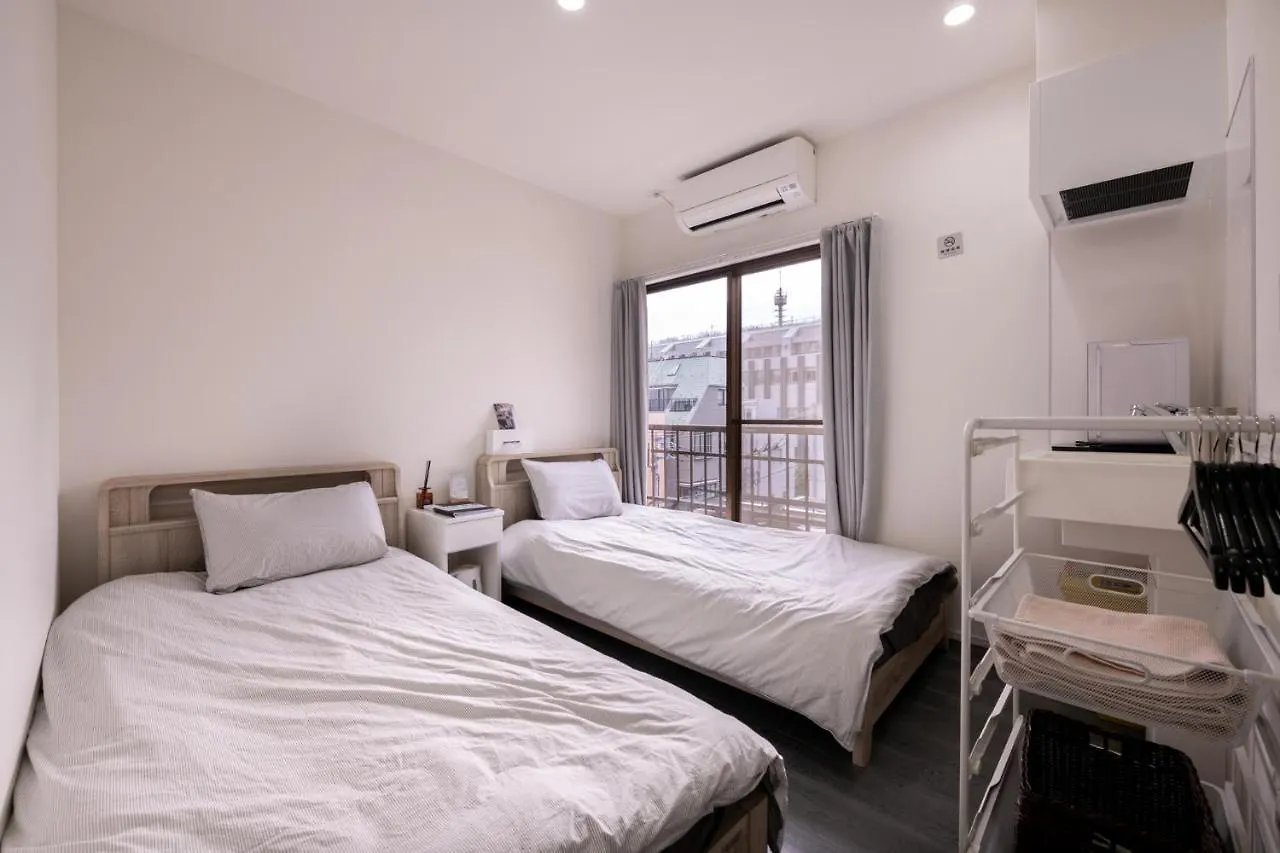 Apartment Zaito Tokyo Skytree Economy Inn-Yokokawaii 宅东东京晴空塔舒适旅馆-横川ii号店
